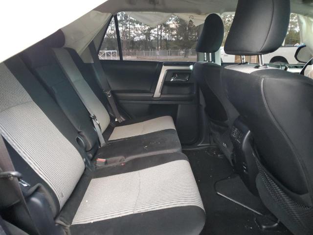 Photo 10 from auction – 2016 TOYOTA 4RUNNER SR with VIN JTEZU5JR6G5137040