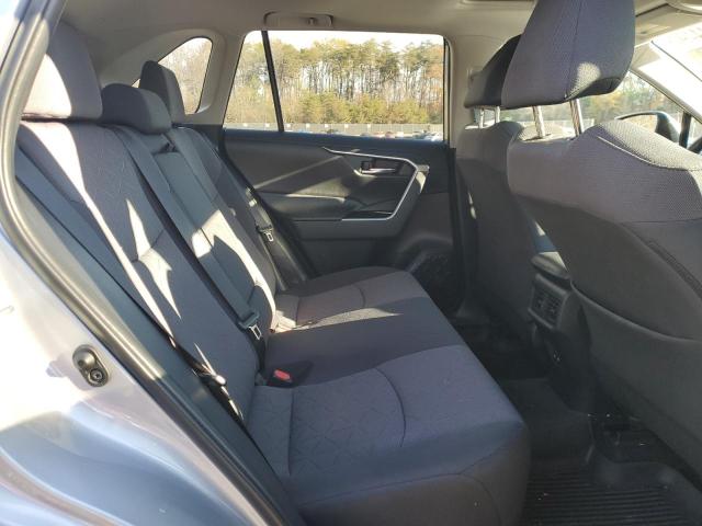 Photo 11 from auction – 2019 TOYOTA RAV4 XLE with VIN 2T3P1RFV2KW080886