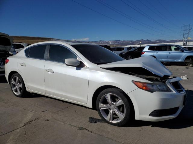 Photo 4 from auction – 2013 ACURA ILX 20 TEC with VIN 19VDE1F77DE013024
