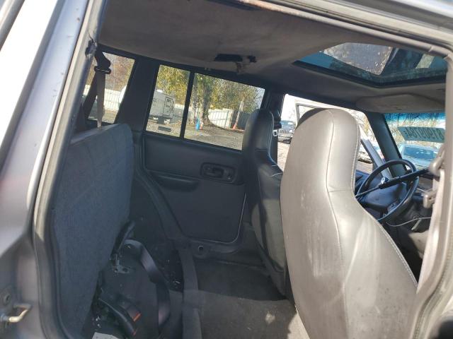 Photo 10 from auction – 2000 JEEP CHEROKEE S with VIN 1J4FF48S5YL195314