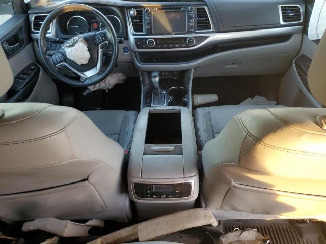 Photo 8 from auction – 2019 TOYOTA HIGHLANDER with VIN 5TDJGRFH8KS057323