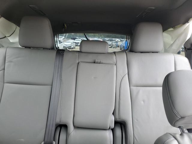 Photo 10 from auction – 2018 TOYOTA HIGHLANDER with VIN 5TDJGRFH2JS039060