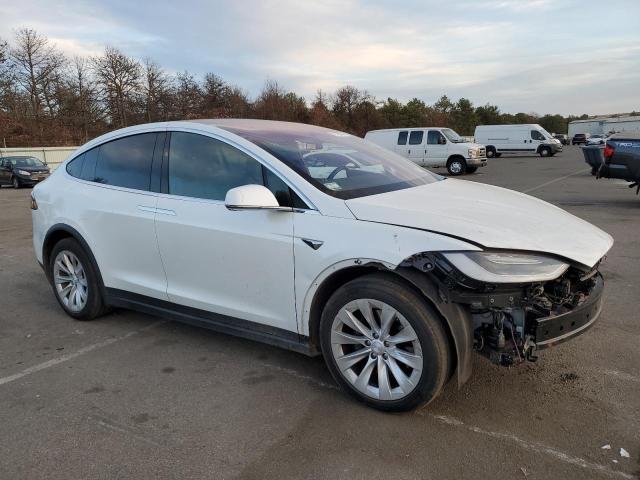 Photo 4 from auction – 2018 TESLA MODEL X with VIN 5YJXCBE29JF141020