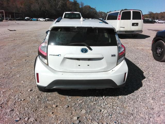 Photo 6 from auction – 2018 TOYOTA PRIUS C with VIN JTDKDTB39J1613140