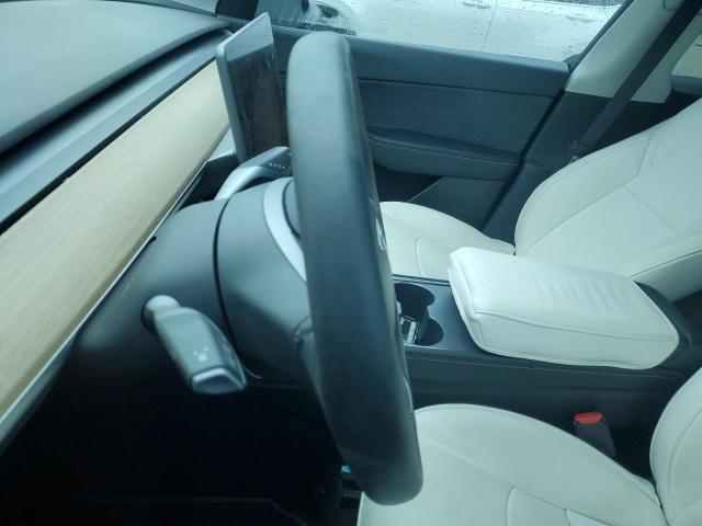 Photo 8 from auction – 2022 TESLA MODEL Y with VIN 7SAYGDEE8NA001593