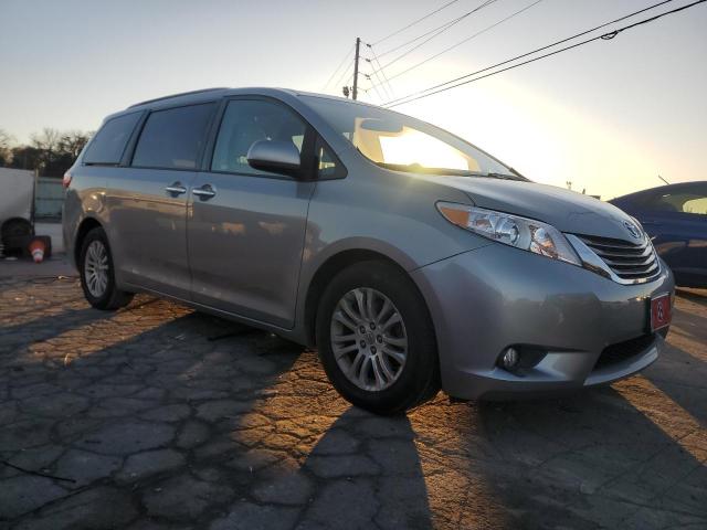 Photo 4 from auction – 2015 TOYOTA SIENNA XLE with VIN 5TDYK3DC0FS608609
