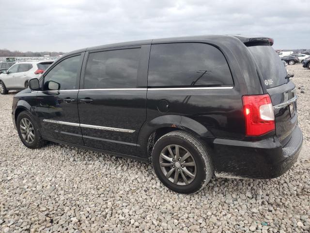 Photo 2 from auction – 2015 CHRYSLER TOWN & COU with VIN 2C4RC1HG4FR602369