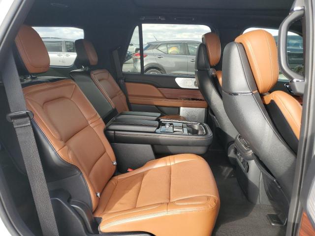 Photo 11 from auction – 2021 LINCOLN NAVIGATOR with VIN 5LMJJ2LT3MEL01558