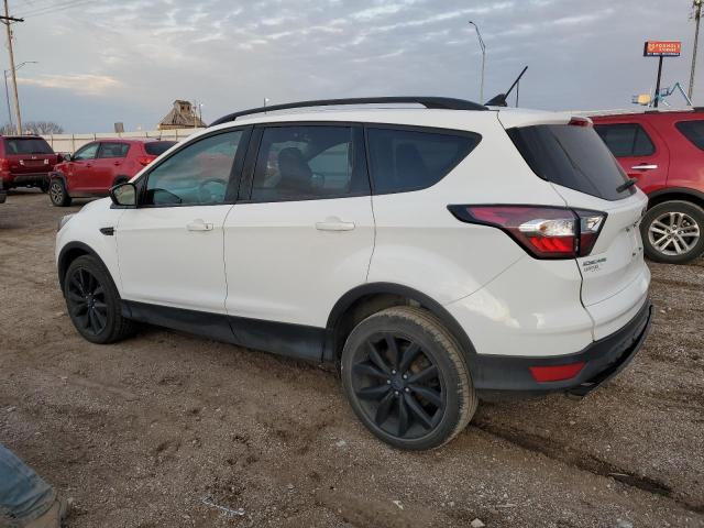 Photo 2 from auction – 2018 FORD ESCAPE SE with VIN 1FMCU9GD0JUB23141