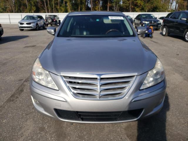 Photo 5 from auction – 2011 HYUNDAI GENESIS 4. with VIN KMHGC4DF7BU126519