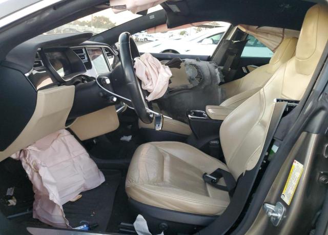 Photo 7 from auction – 2015 TESLA MODEL S with VIN 5YJSA1E17FF118585