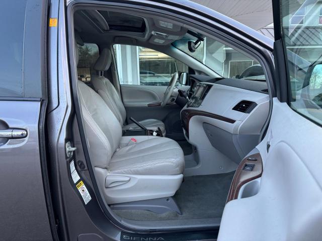 Photo 5 from auction – 2011 TOYOTA SIENNA XLE with VIN 5TDDK3DC0BS027538