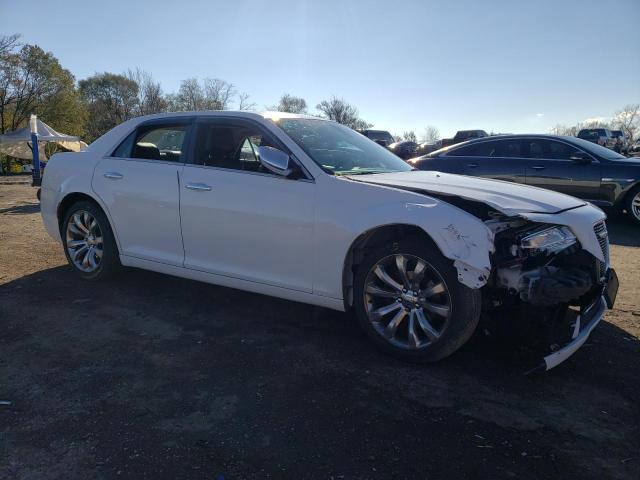 Photo 4 from auction – 2018 CHRYSLER 300 LIMITE with VIN 2C3CCAEG1JH136784