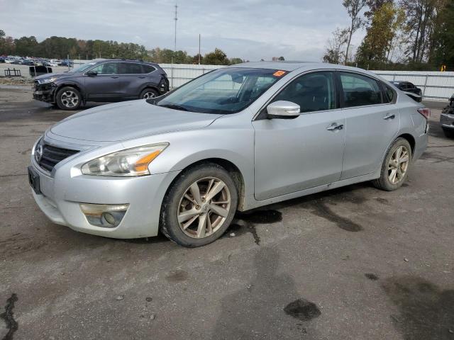 NISSAN ALTIMA 2.5 2014 with VIN 1N4AL3AP3EC120282 - Photo from auction