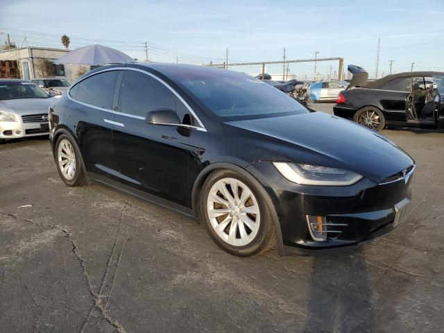 Photo 4 from auction – 2018 TESLA MODEL X with VIN 5YJXCAE24JF103883