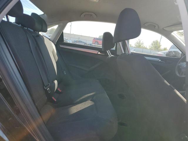 Photo 10 from auction – 2014 VOLKSWAGEN PASSAT S with VIN 1VWAH7A35EC015272