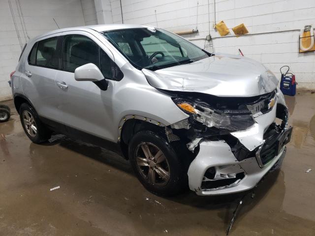 Photo 4 from auction – 2018 CHEVROLET TRAX LS with VIN KL7CJNSB0JB587454