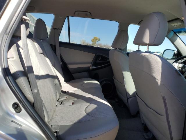 Photo 11 from auction – 2012 TOYOTA RAV4 with VIN 2T3BF4DV4CW187750