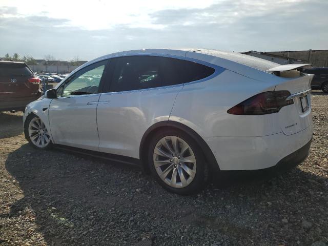 Photo 2 from auction – 2017 TESLA MODEL X with VIN 5YJXCBE24HF045614