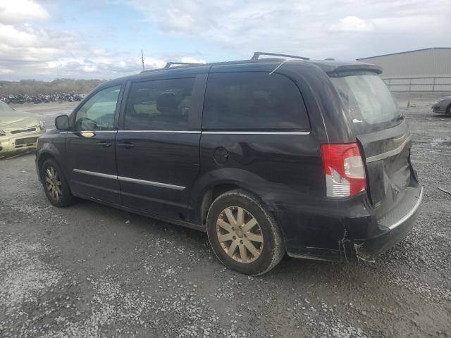 Photo 2 from auction – 2015 CHRYSLER TOWN & COU with VIN 2C4RC1BG1FR551986