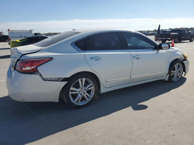 Photo 3 from auction – 2015 NISSAN ALTIMA 3.5 with VIN 1N4BL3AP4FC142832