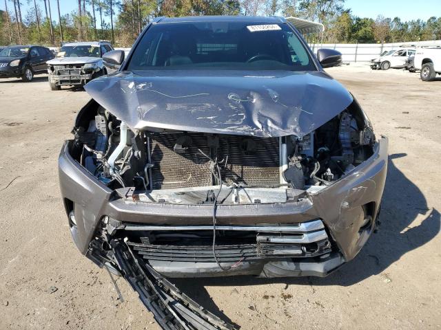 Photo 5 from auction – 2018 TOYOTA HIGHLANDER with VIN 5TDYZRFH8JS262874