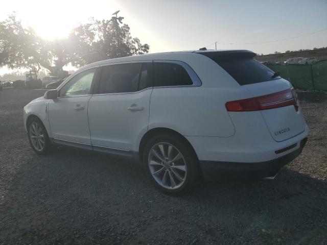 Photo 2 from auction – 2012 LINCOLN MKT with VIN 2LMHJ5AT3CBL51106