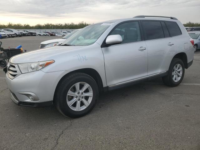 TOYOTA HIGHLANDER 2013 with VIN 5TDBK3EH9DS248706 - Photo from auction