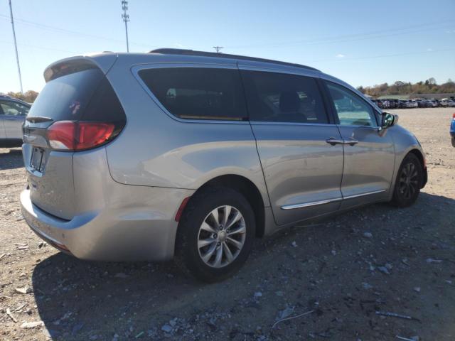 Photo 3 from auction – 2017 CHRYSLER PACIFICA T with VIN 2C4RC1BG1HR703283