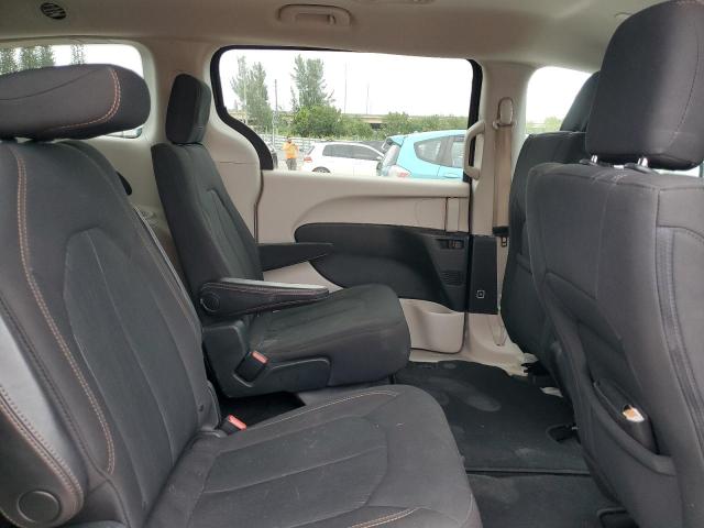 Photo 11 from auction – 2018 CHRYSLER PACIFICA L with VIN 2C4RC1CG9JR288914