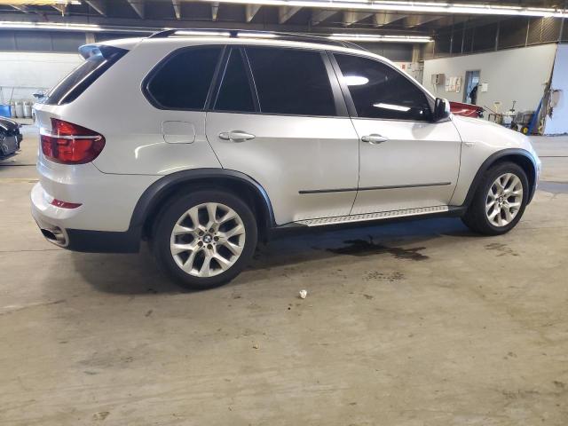Photo 3 from auction – 2011 BMW X5 with VIN 5UXZV4C59BL412408