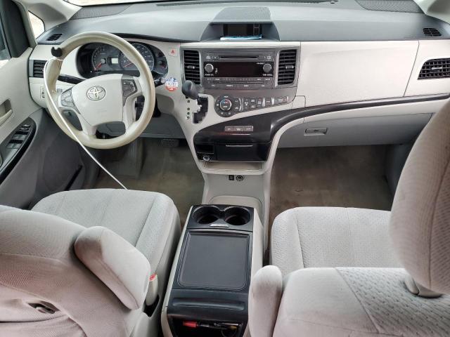 Photo 8 from auction – 2013 TOYOTA SIENNA LE with VIN 5TDKK3DC4DS346953