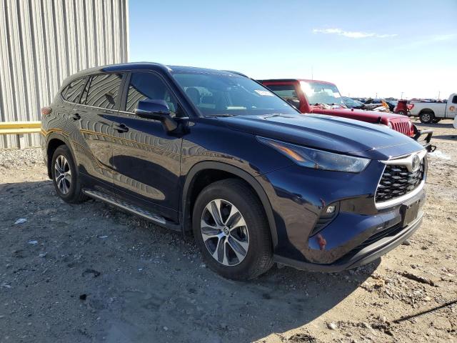 Photo 4 from auction – 2024 TOYOTA HIGHLANDER with VIN 5TDKDRAH8RS545430