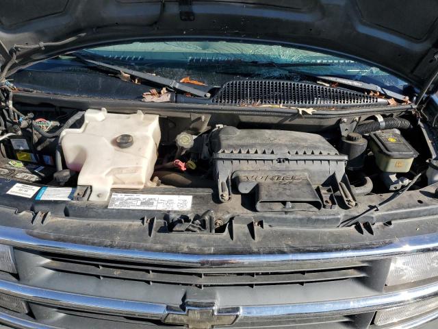 Photo 12 from auction – 2000 CHEVROLET EXPRESS G1 with VIN 1GBFG15R2Y1196746