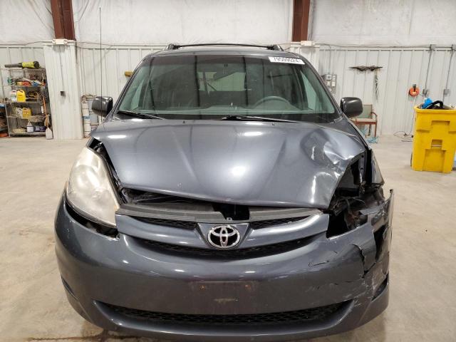 Photo 5 from auction – 2010 TOYOTA SIENNA CE with VIN 5TDKK4CC1AS322631