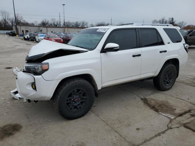 TOYOTA 4RUNNER SR 2018 with VIN JTEBU5JR7J5513205 - Photo from auction