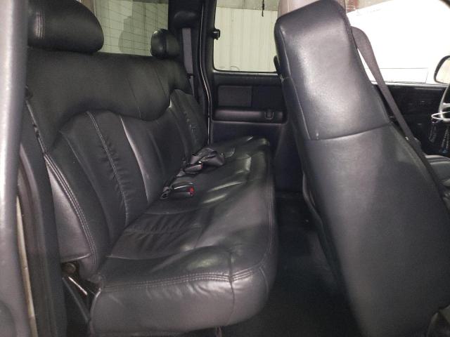 Foto 10 de la subasta – 2002 CHEVROLET SILVERADO con VIN 2GCEK19T521397747