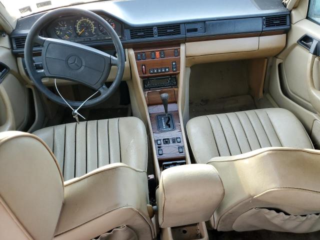 Photo 8 from auction – 1990 MERCEDES-BENZ 300 E 2.6 with VIN WDBEA26D8LB226481