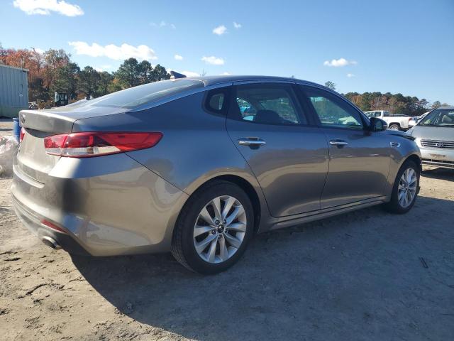 Photo 3 from auction – 2017 KIA OPTIMA LX with VIN 5XXGT4L34HG162808