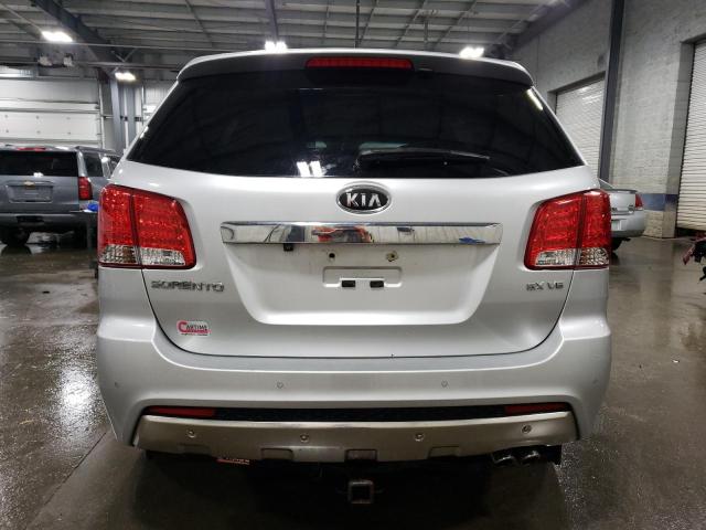 Photo 6 from auction – 2013 KIA SORENTO SX with VIN 5XYKWDA22DG328325