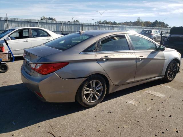 Photo 3 from auction – 2014 HYUNDAI SONATA GLS with VIN 5NPEB4AC8EH893271
