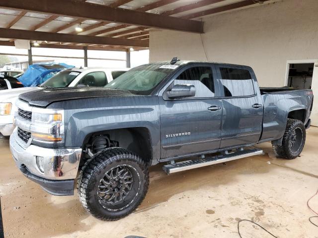 CHEVROLET SILVERADO 2018 with VIN 3GCUKREC9JG455381 - Photo from auction