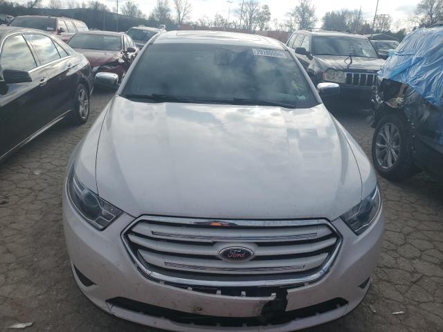 Photo 5 from auction – 2015 FORD TAURUS LIM with VIN 1FAHP2F89FG177692