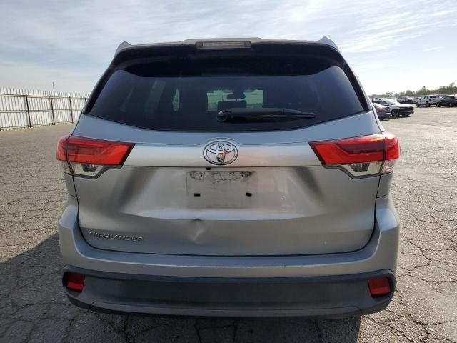 Photo 6 from auction – 2017 TOYOTA HIGHLANDER with VIN 5TDZZRFH8HS199306