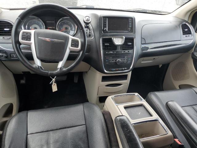 Photo 8 from auction – 2016 CHRYSLER TOWN & COU with VIN 2C4RC1BGXGR157257