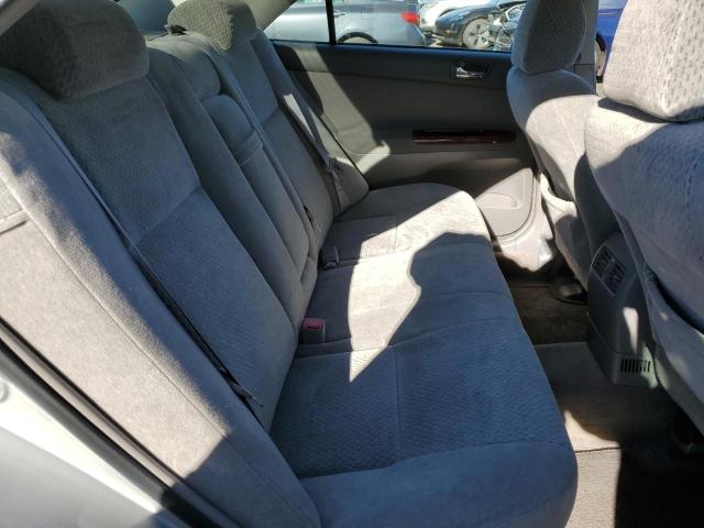 Photo 10 from auction – 2004 TOYOTA CAMRY LE with VIN 4T1BE30K74U356310