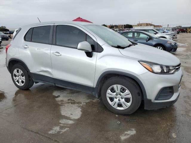 Photo 4 from auction – 2017 CHEVROLET TRAX LS with VIN KL7CJKSB7HB116099