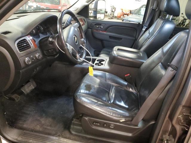 Photo 7 from auction – 2011 CHEVROLET SUBURBAN K with VIN 1GNWKMEG0BR154280