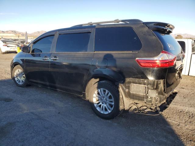 Photo 2 from auction – 2017 TOYOTA SIENNA XLE with VIN 5TDYZ3DC0HS793467