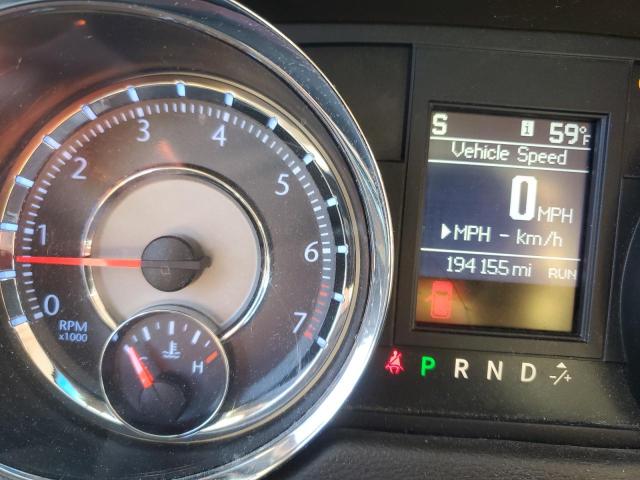 Photo 9 from auction – 2015 CHRYSLER TOWN & COU with VIN 2C4RC1BG0FR522432